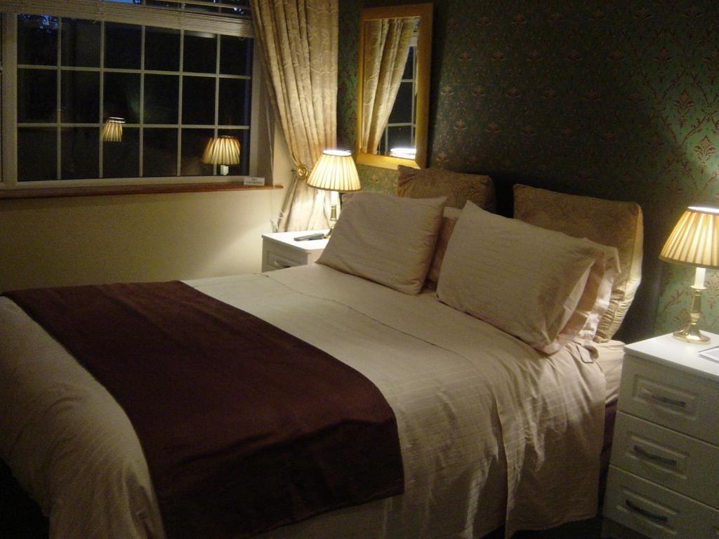 Cloneen House Bed & Breakfast Трамор Номер фото